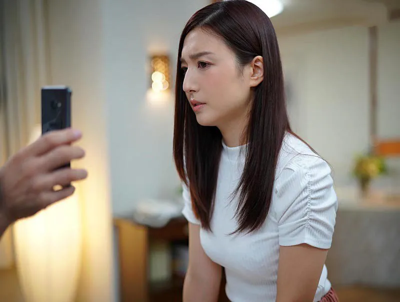 Người vợ "đi ngoài" bị gã chồng bắt quả tang và cái kết jav